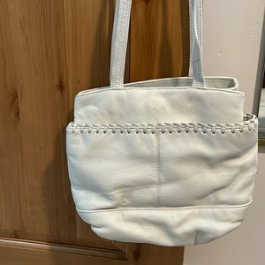 Saddle River white leather purse